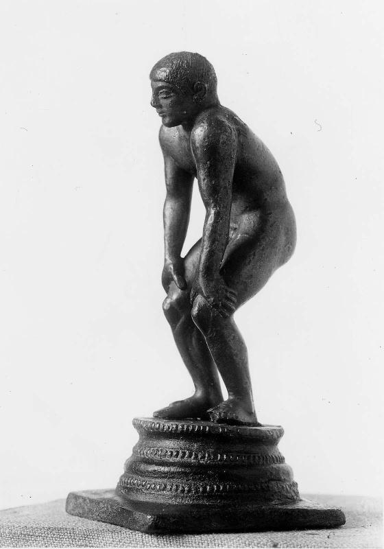 Statuette of a stooping athlete