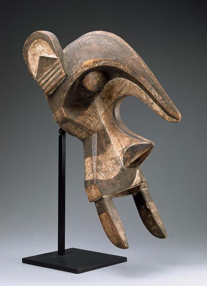 Head crest in elephant form (ogbodo enyi)