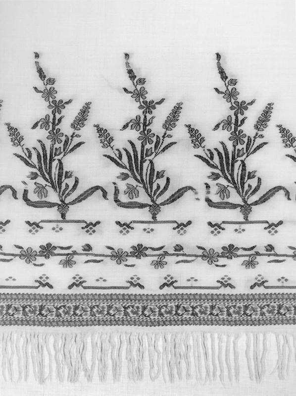 Long rectangular wool shawl