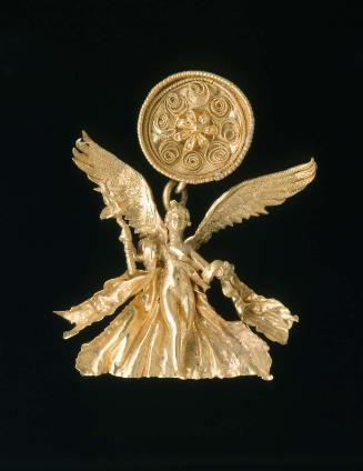 Disk earring with pendant Nike