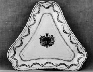 Triangular Dish