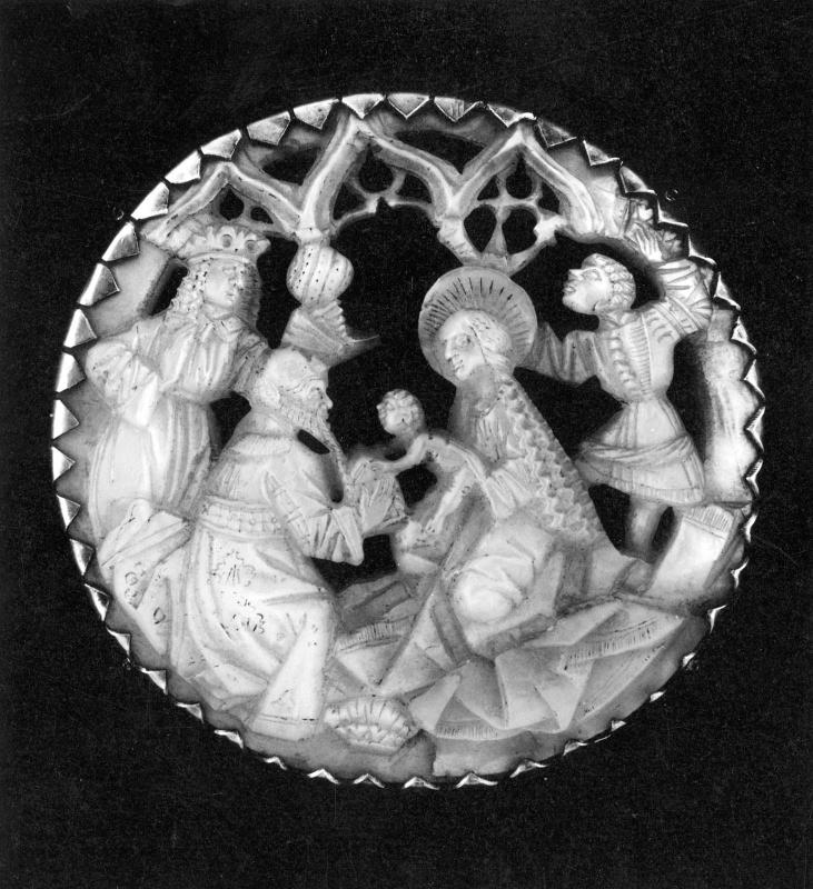 Medallion depicting the adoration of the Magi