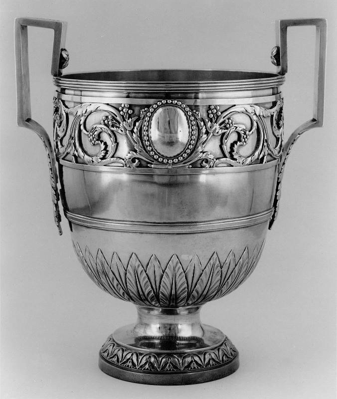 Urn