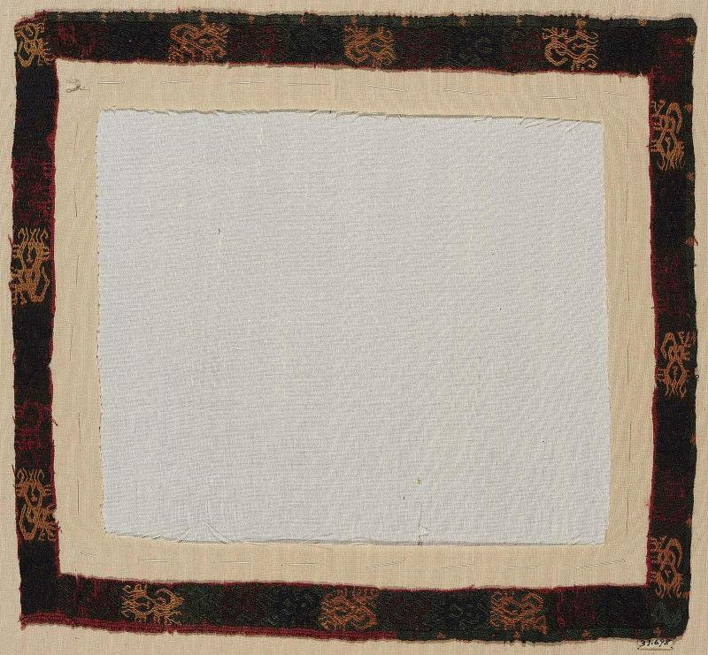 Border for a miniature garment