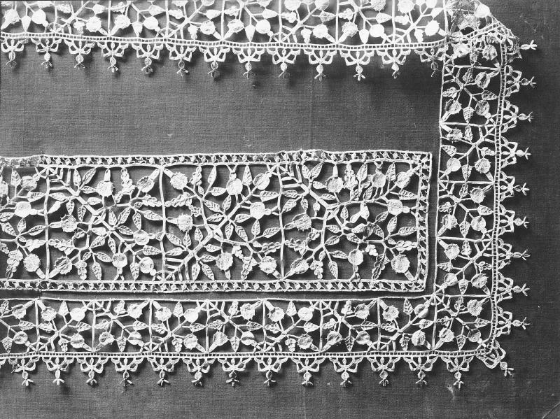 Group shot: 95.916-7