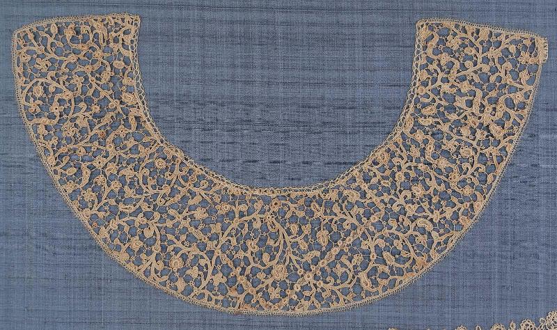 Collar