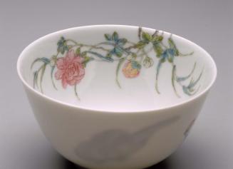 Wine cup with overglaze enamel decoration