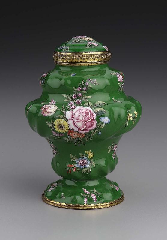 Tea caddy