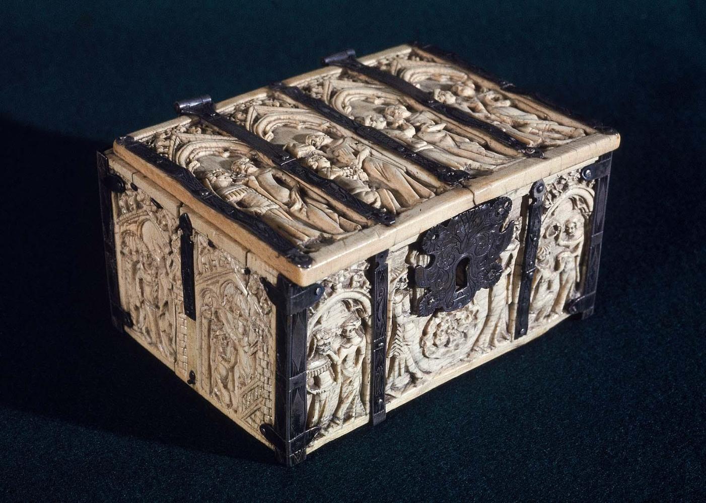 Marriage casket