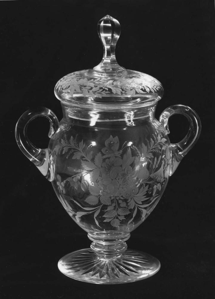 Sugar bowl with cover