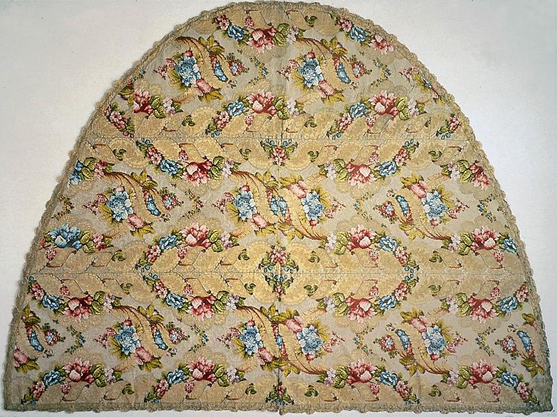 Robe for figure of the Virgin in three part (mantle)