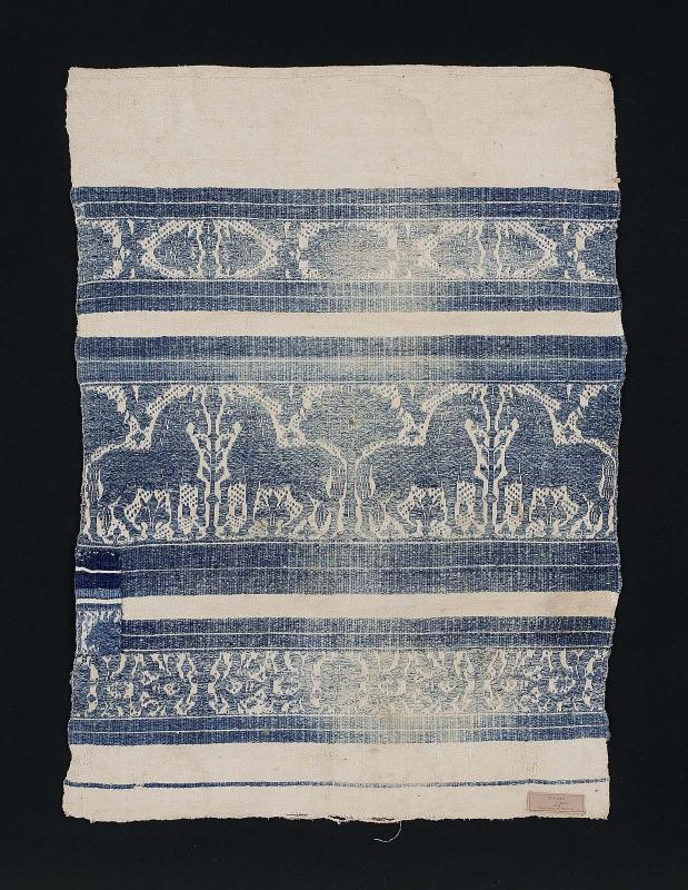 Towel fragment