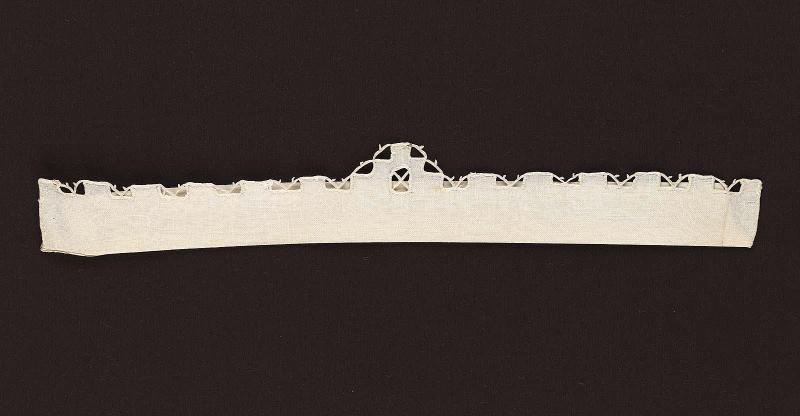 Straight embroidered starched white linen collar