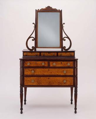 Chest of drawers with looking glass