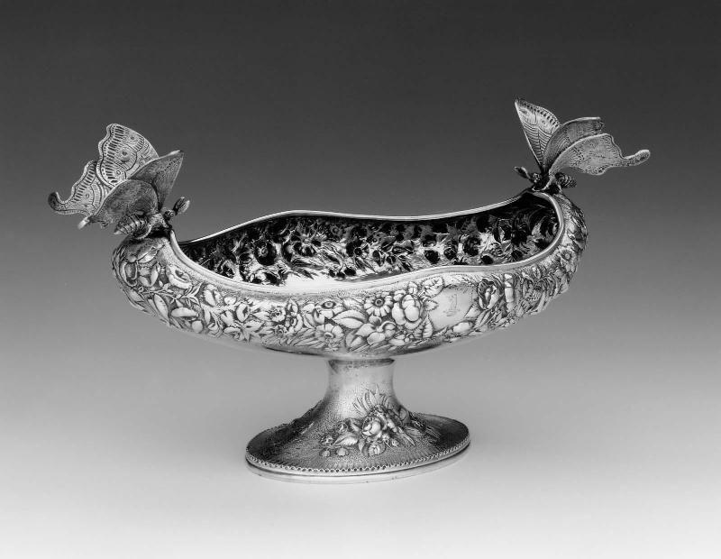 Footed bowl