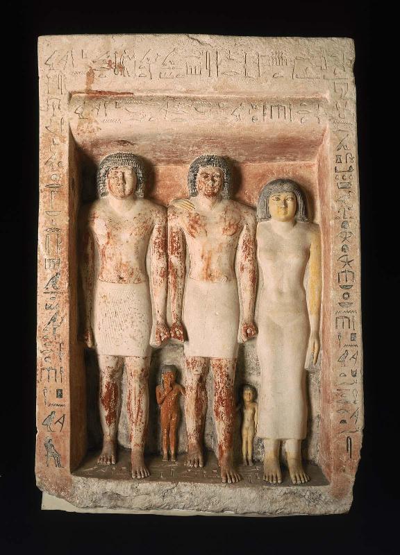 Pseudo-group statue of Penmeru