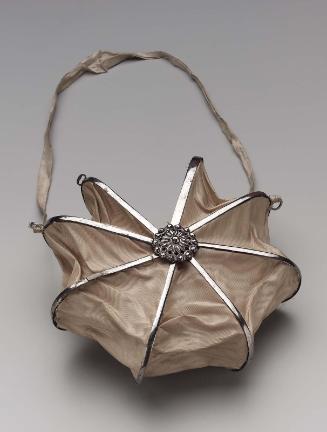 Heptagonal bag