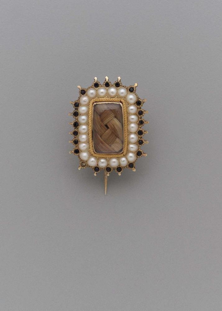 Brooch