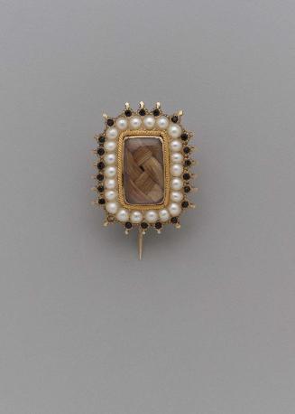 Brooch