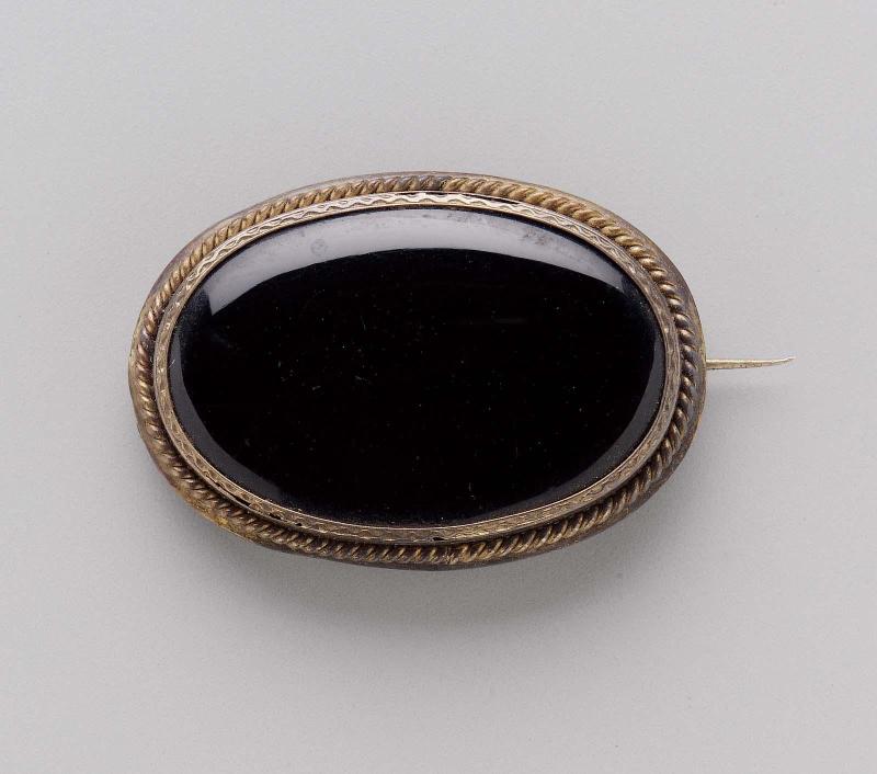Brooch