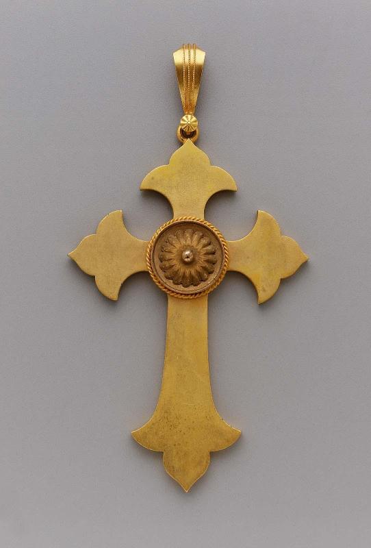 Cross pendant