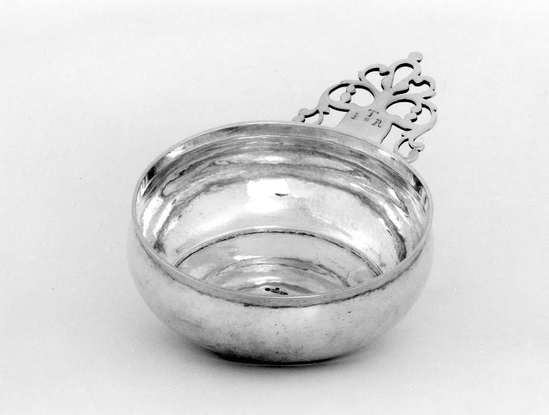 Porringer