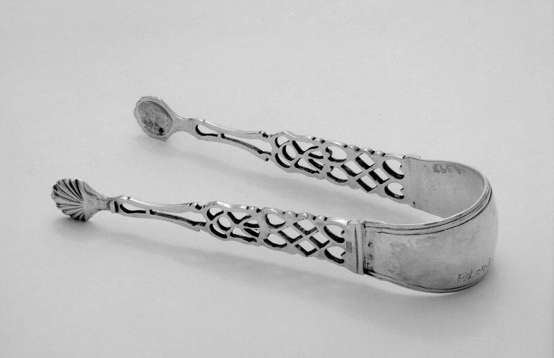Sugar tongs