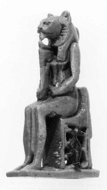 Amulet of seated Sekhmet