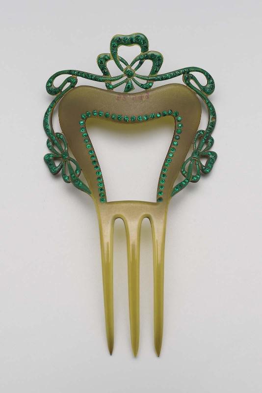 Comb
