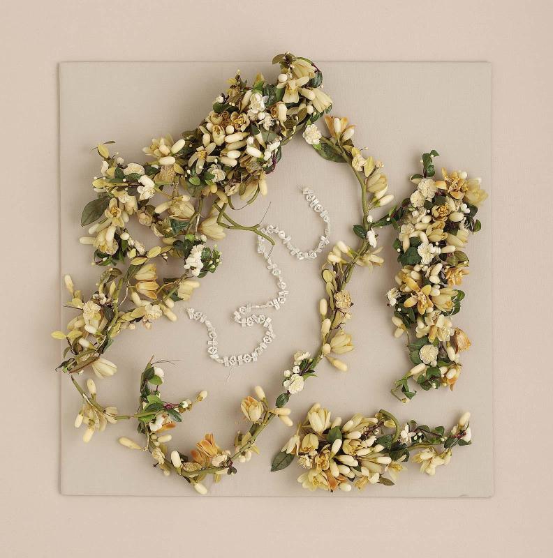 Artificial flowers