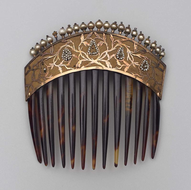 Comb