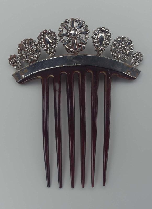 Comb