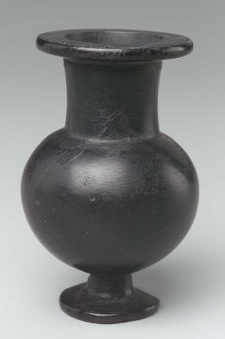 Long-necked flask with foot