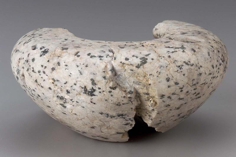 Squat shouldered jar