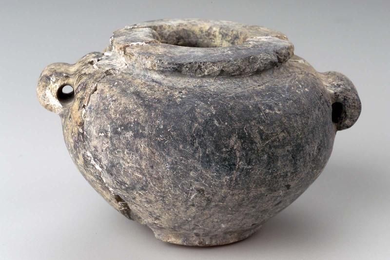 Squat shouldered jar with handles