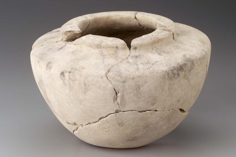 Squat shouldered jar