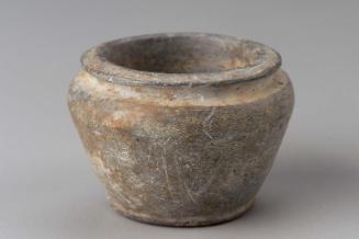 Kohl pot