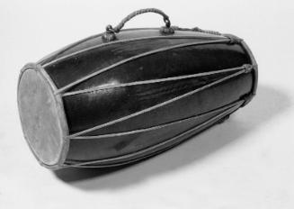 Double-conical drum (kendhang ciblon)