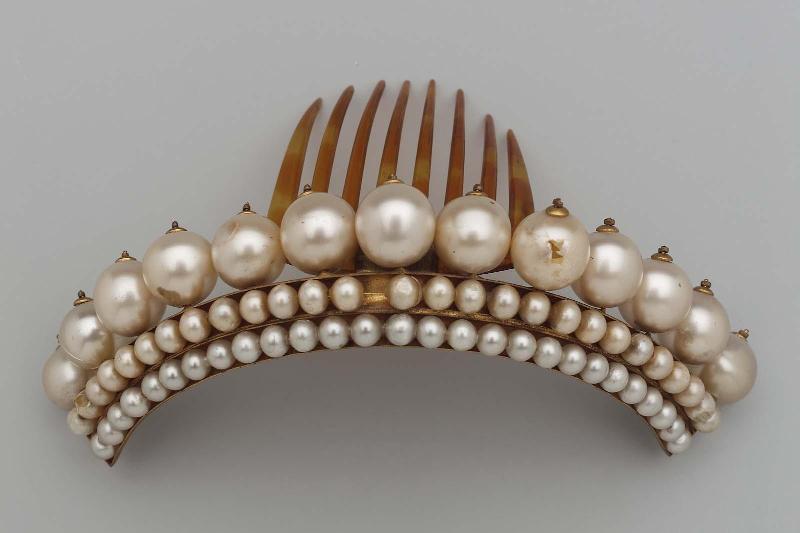 Comb