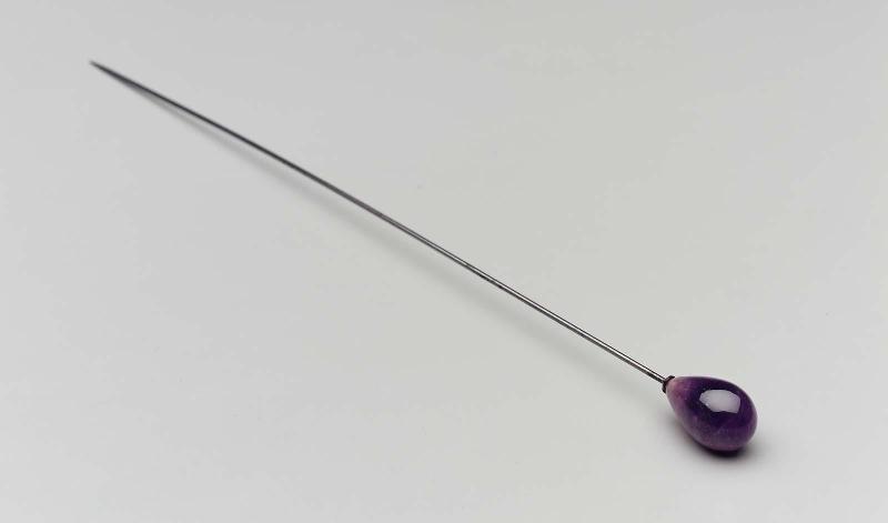 Hat pin