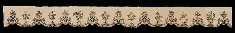 Valance for a bed