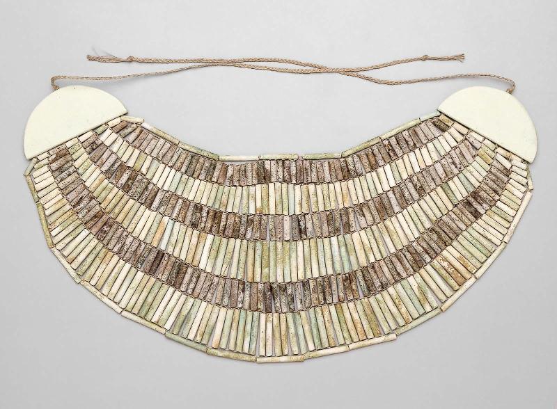 Broadcollar