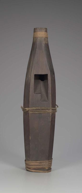 Duct whistle (sk-a'na)