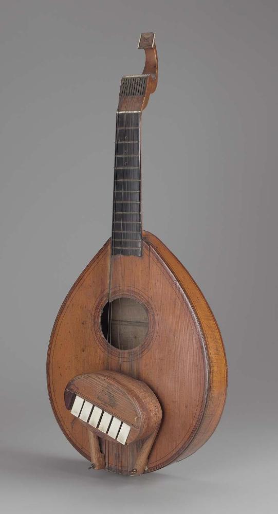 Keyed cittern (English guitar)