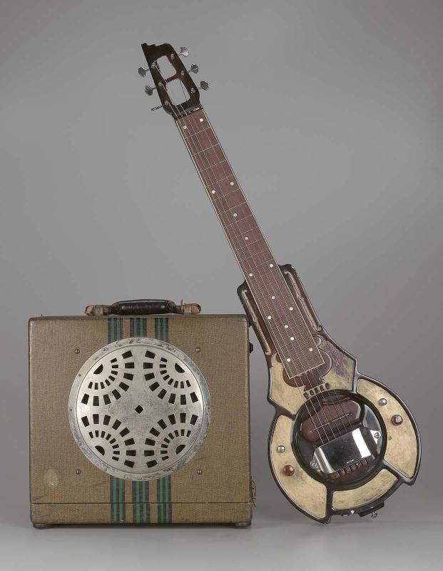 Amplifier (No. 1 Hawaiian guitar model)