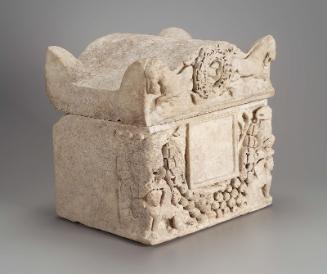 Marble cinerary urn
