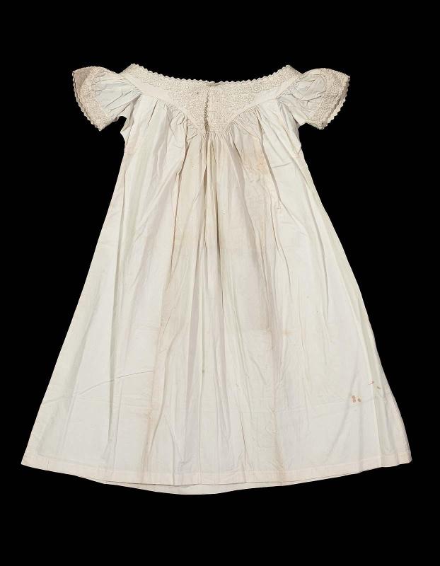 Shift of white cotton