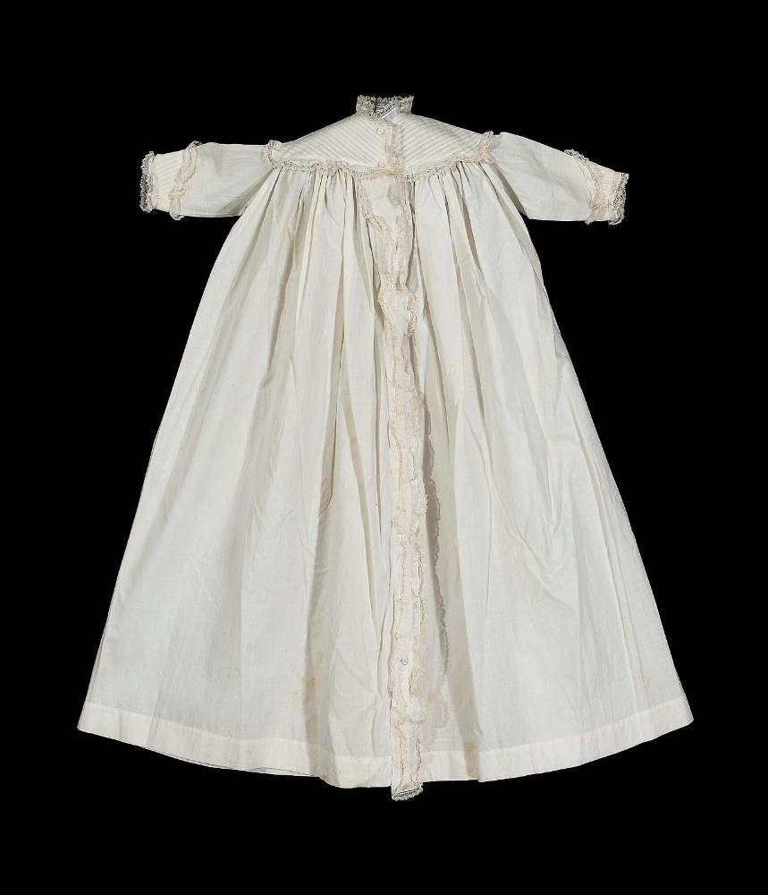 Infant's nightgown