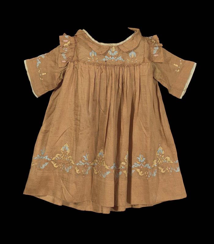 Girl's yoke dress