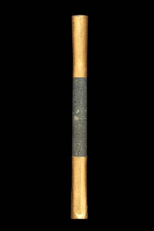 Ear rod